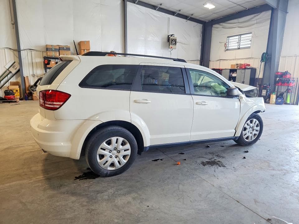 2020 DODGE JOURNEY SE 3