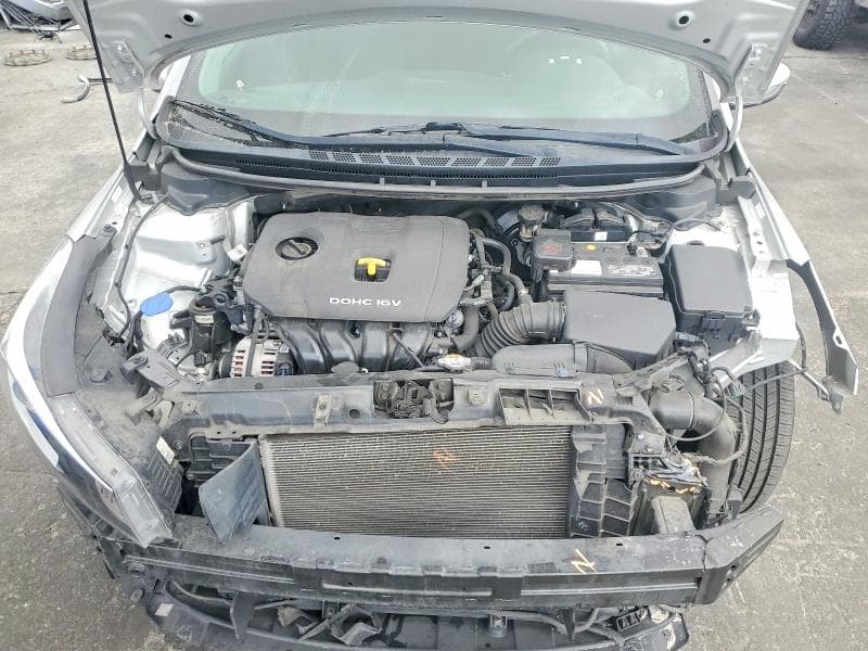 2017 KIA FORTE LX 11