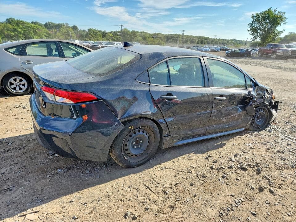 2023 TOYOTA COROLLA LE 3