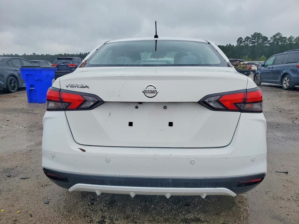 2020 NISSAN VERSA S 6