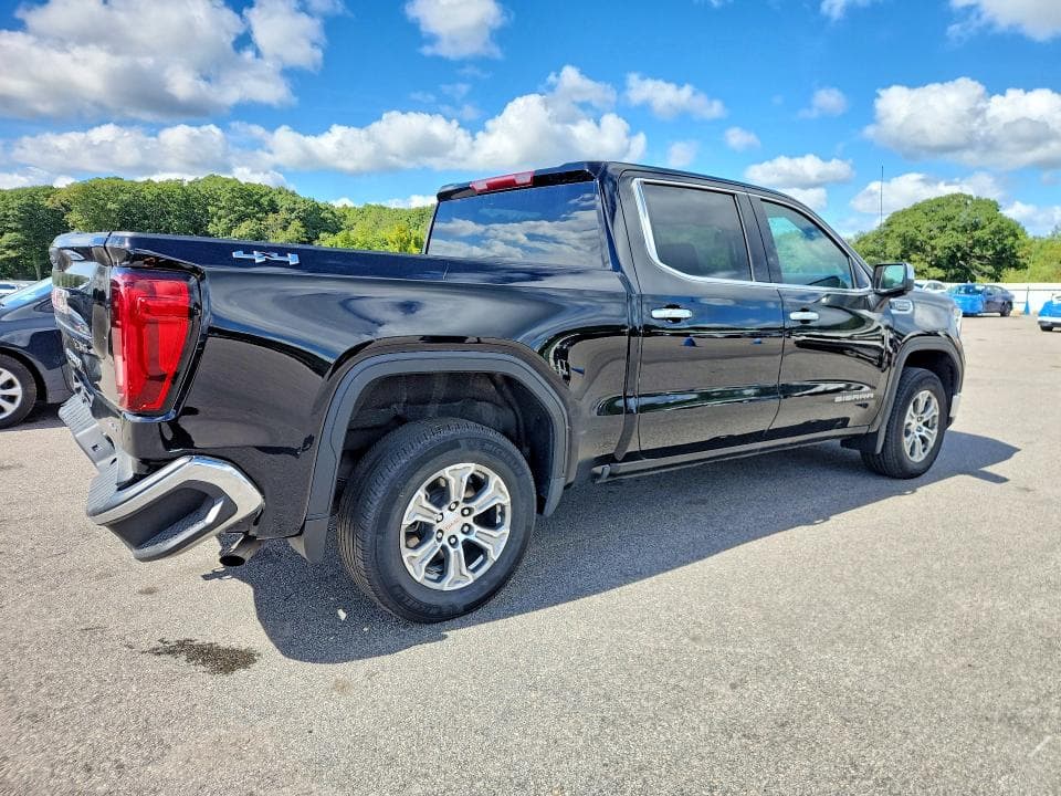 2025 GMC SIERRA K1500 SLT 3