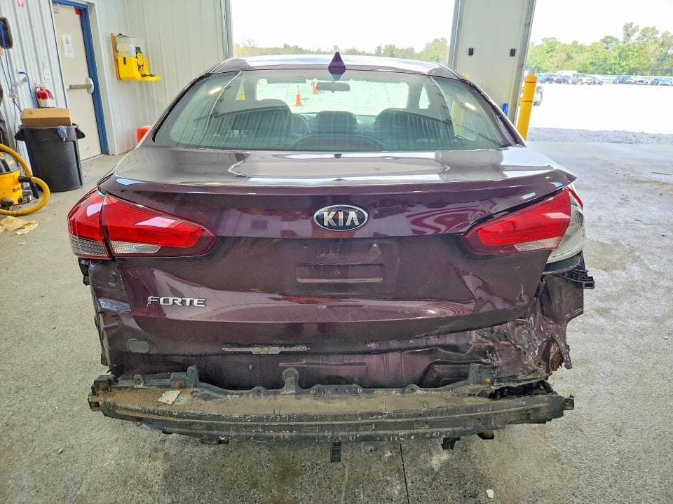 2018 KIA FORTE LX 6