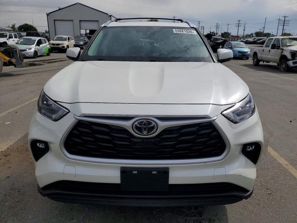 2020 TOYOTA HIGHLANDER XLE 5