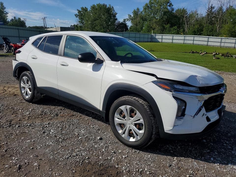 2024 CHEVROLET TRAX LS 4