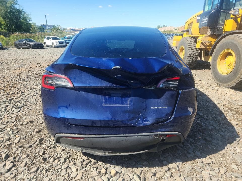 2023 TESLA MODEL Y 6