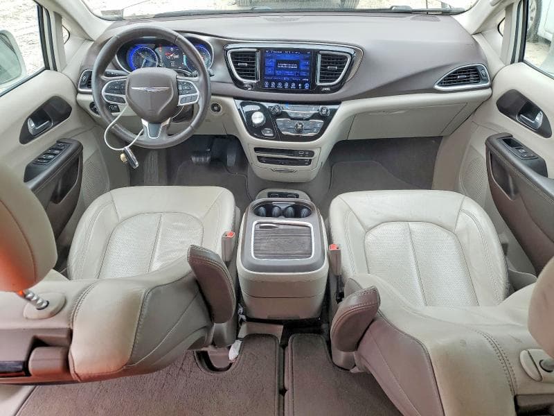 2017 CHRYSLER PACIFICA TOURING L PLUS 8