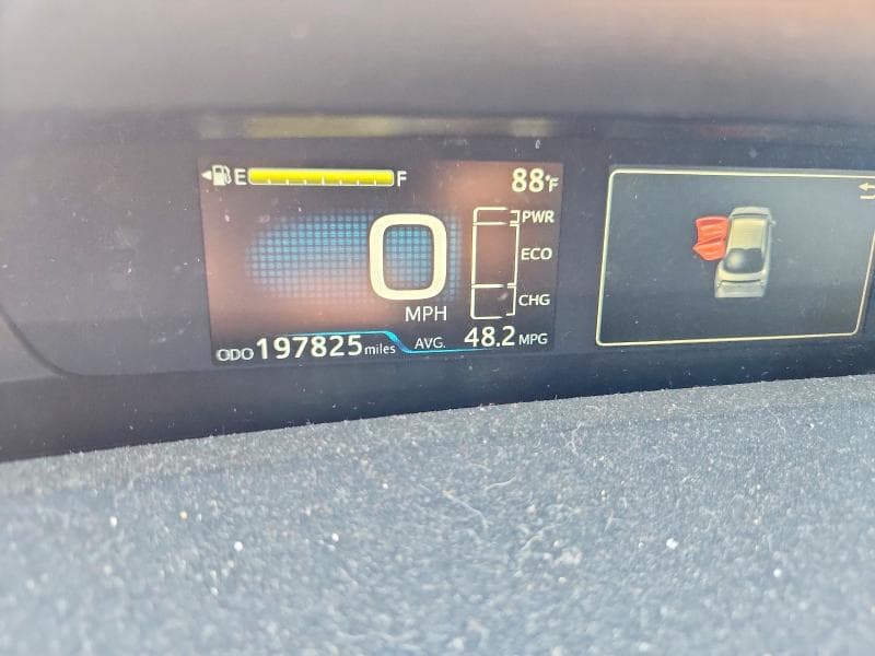 2017 TOYOTA PRIUS FOUR 9