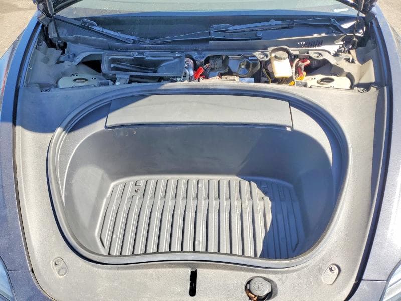 2024 TESLA MODEL 3 11