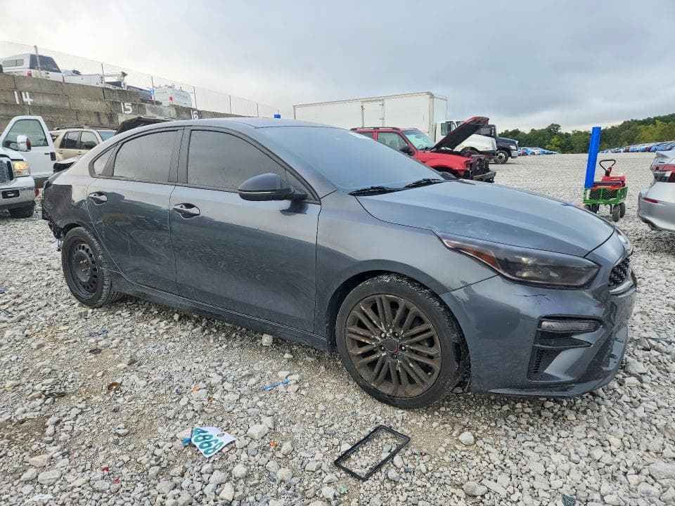 2021 KIA FORTE GT 4