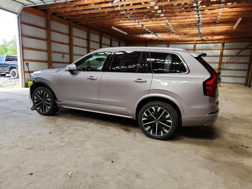 2026 VOLVO XC90 PLUS 2