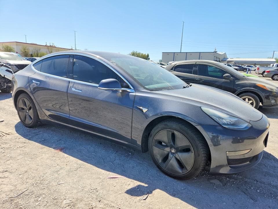 2020 TESLA MODEL 3 4