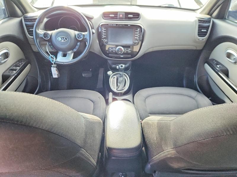 2017 KIA SOUL + 8