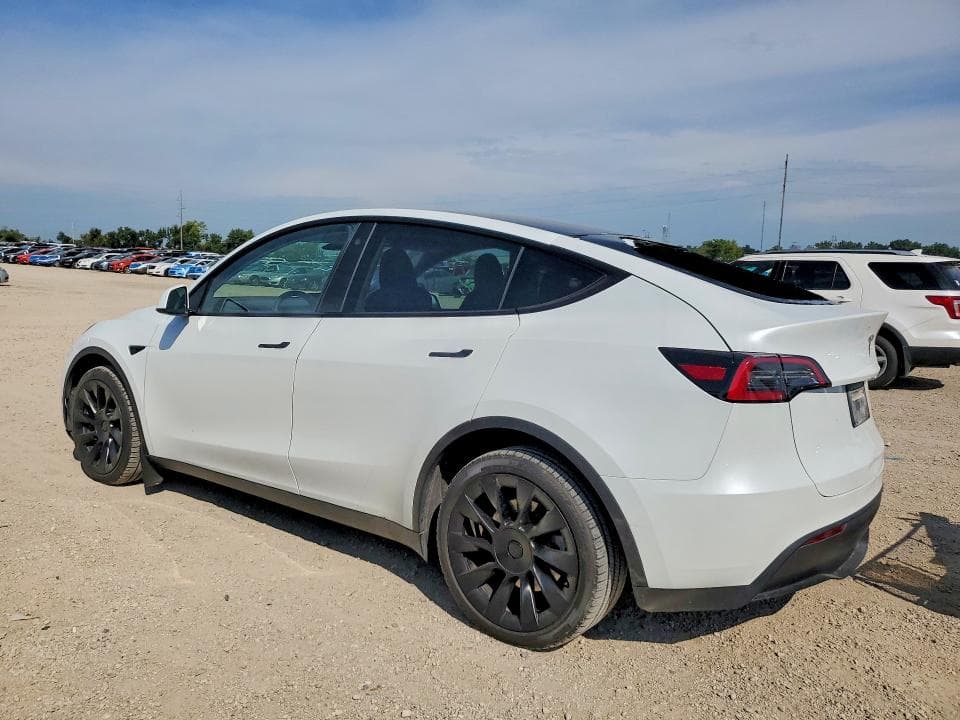 2023 TESLA MODEL Y 2
