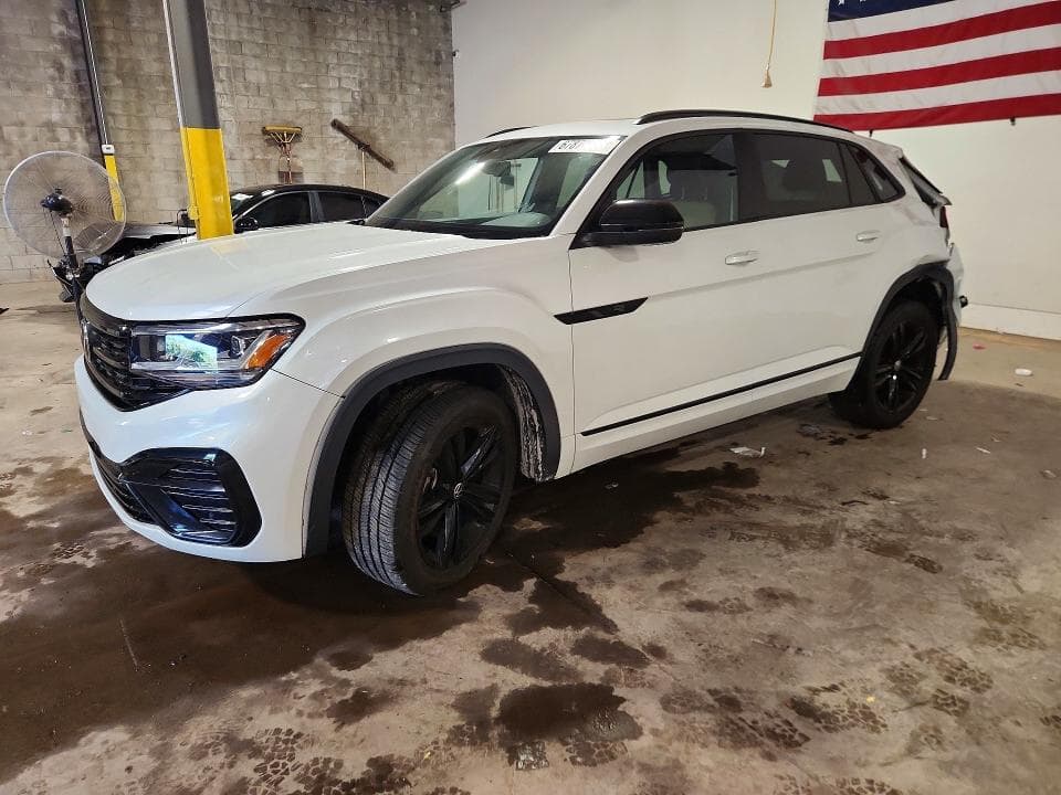 2022 VOLKSWAGEN ATLAS CROSS SPORT SEL R-LINE