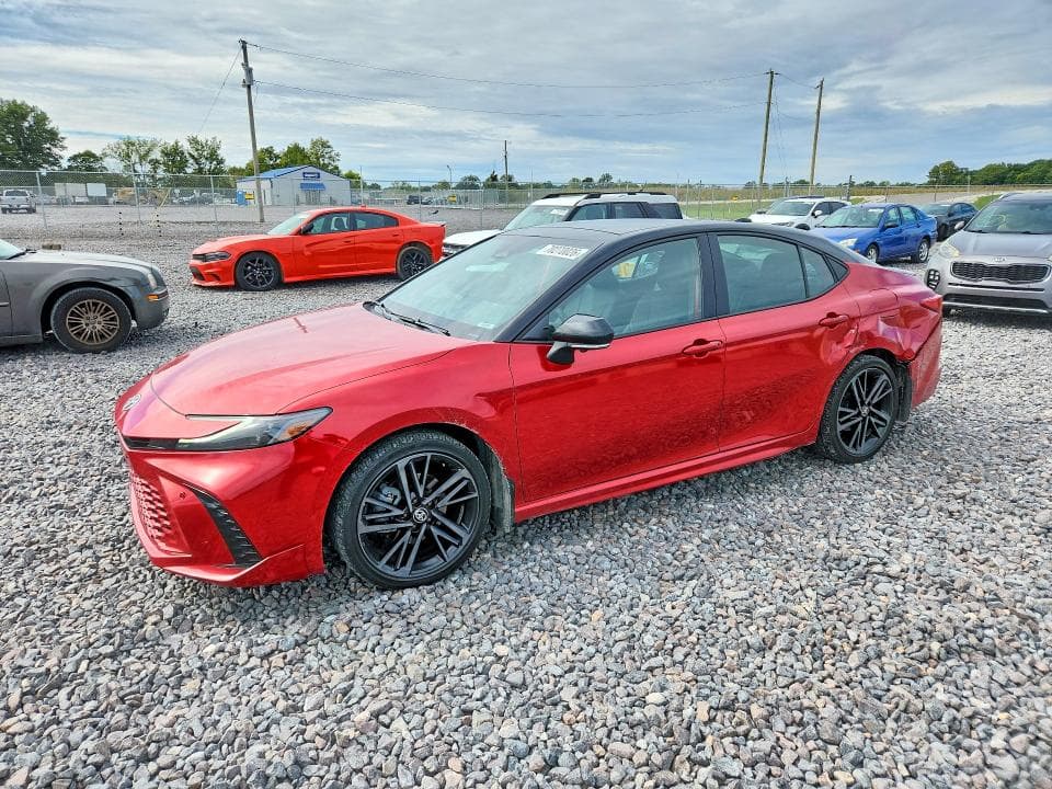 2025 TOYOTA CAMRY XSE