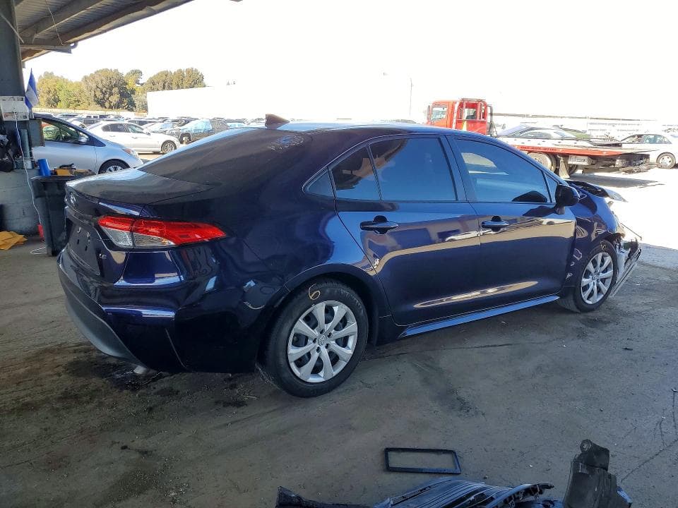 2024 TOYOTA COROLLA LE 3