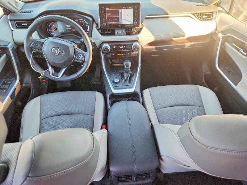 2021 TOYOTA RAV4 LIMITED 8