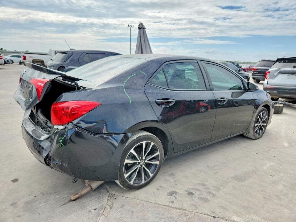 2018 TOYOTA COROLLA L 3