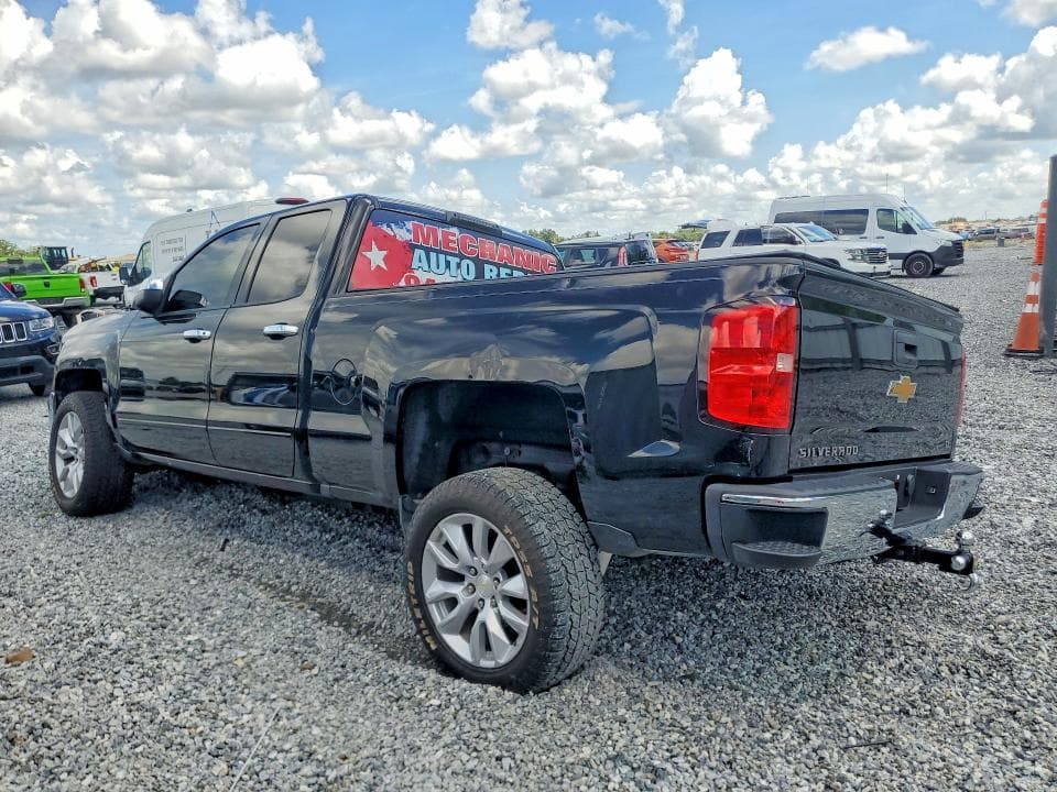 2018 CHEVROLET SILVERADO C1500 LT 2