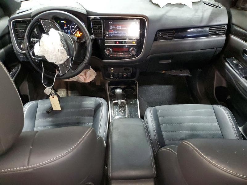 2019 MITSUBISHI OUTLANDER SE 8