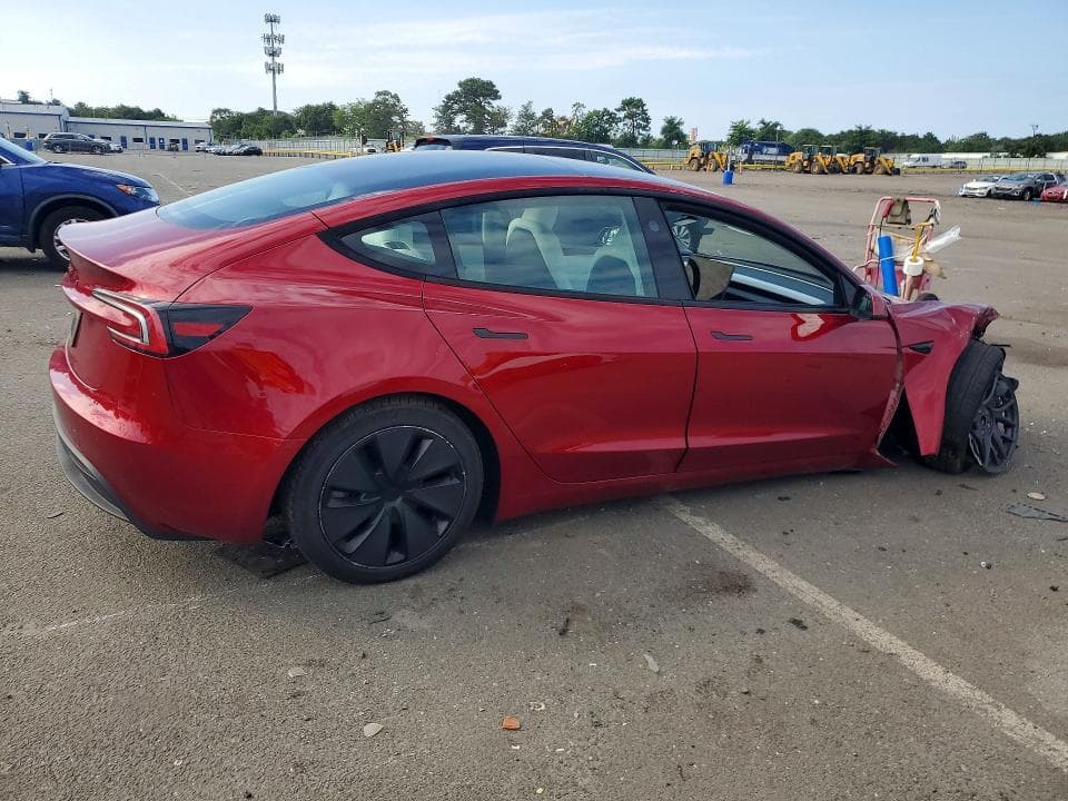 2025 TESLA MODEL 3 3