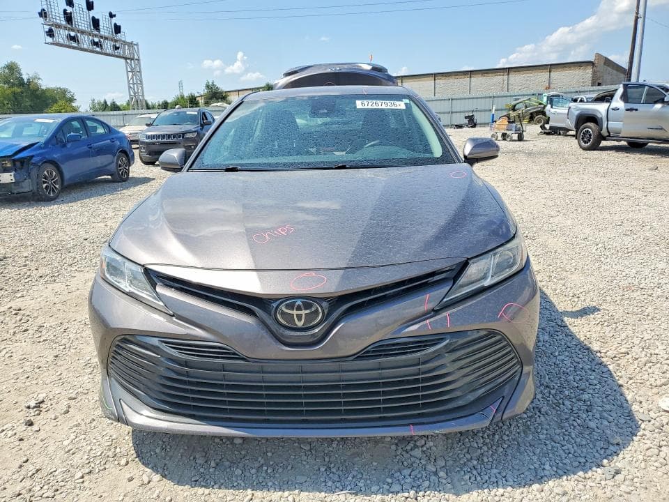 2020 TOYOTA CAMRY LE 5