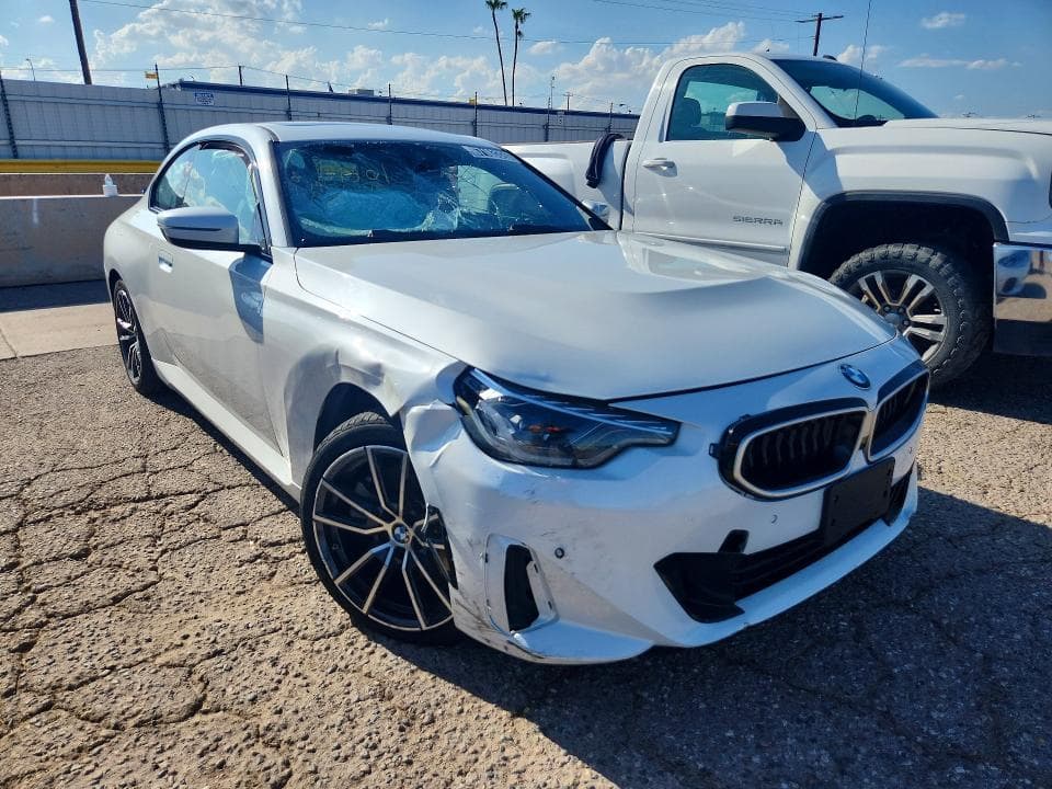2026 BMW 230XI 4