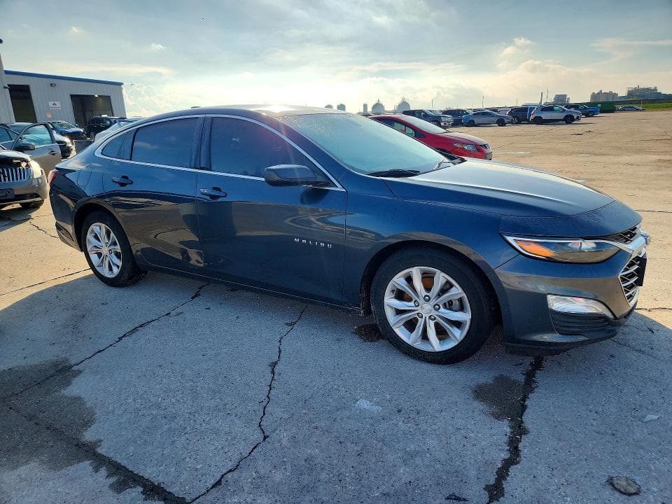 2019 CHEVROLET MALIBU LT 4