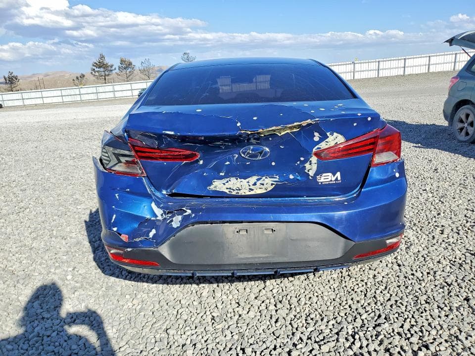 2020 HYUNDAI ELANTRA SE 6