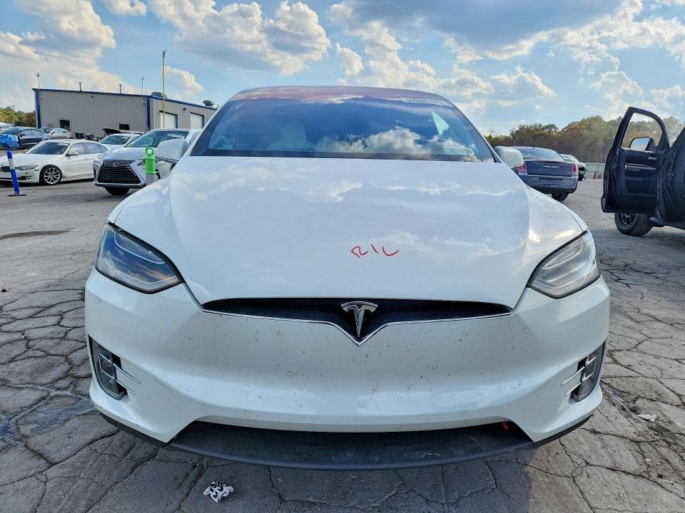 2019 TESLA MODEL X 5