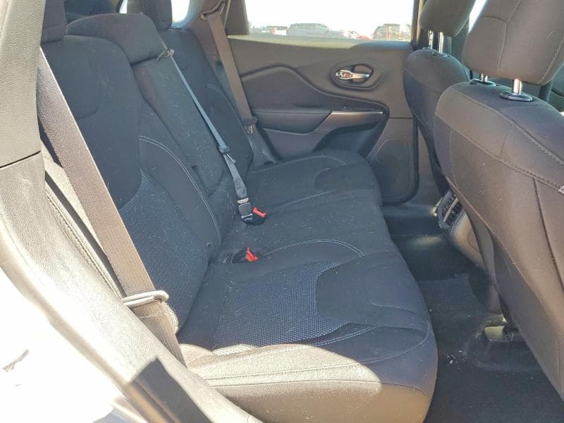 2019 JEEP CHEROKEE LATITUDE 11
