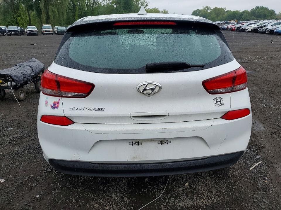 2018 HYUNDAI ELANTRA GT BASE 6