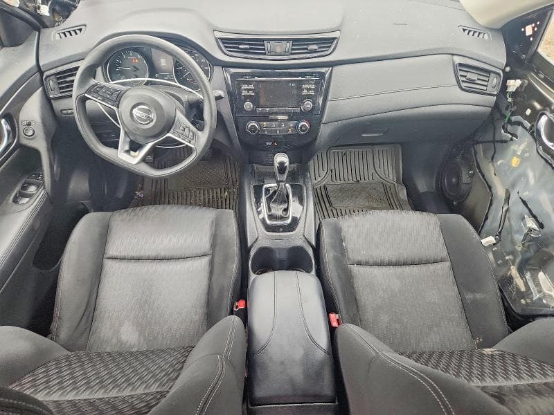 2017 NISSAN ROGUE S 8