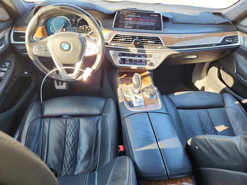 2018 BMW 750 I 8