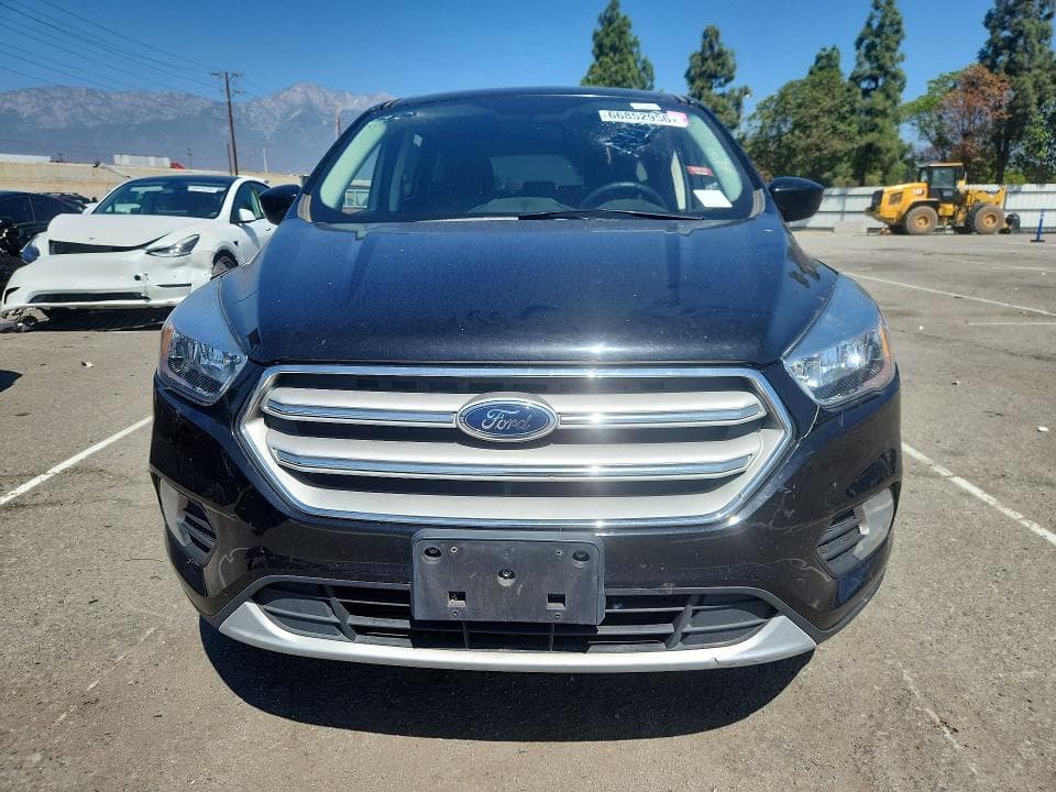 2019 FORD ESCAPE SE 5
