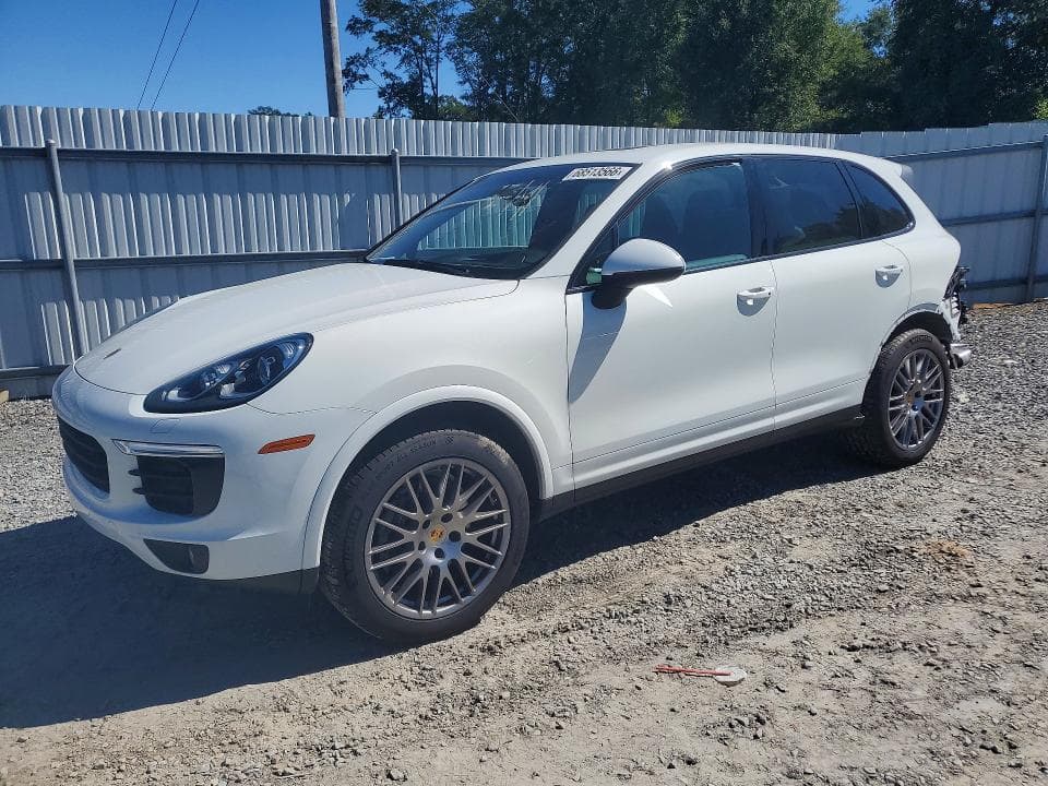 2017 PORSCHE CAYENNE - 1