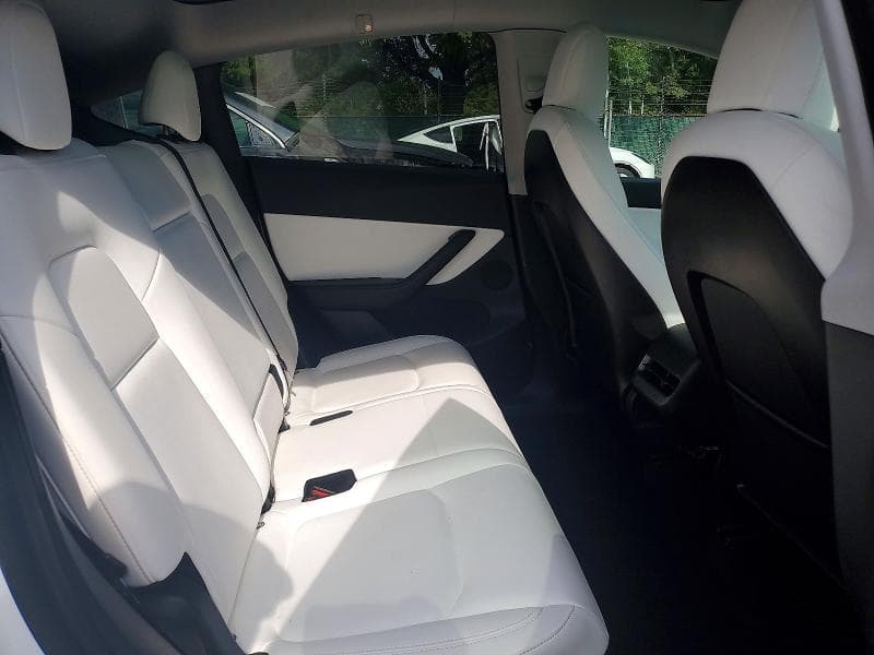 2021 TESLA MODEL Y 10