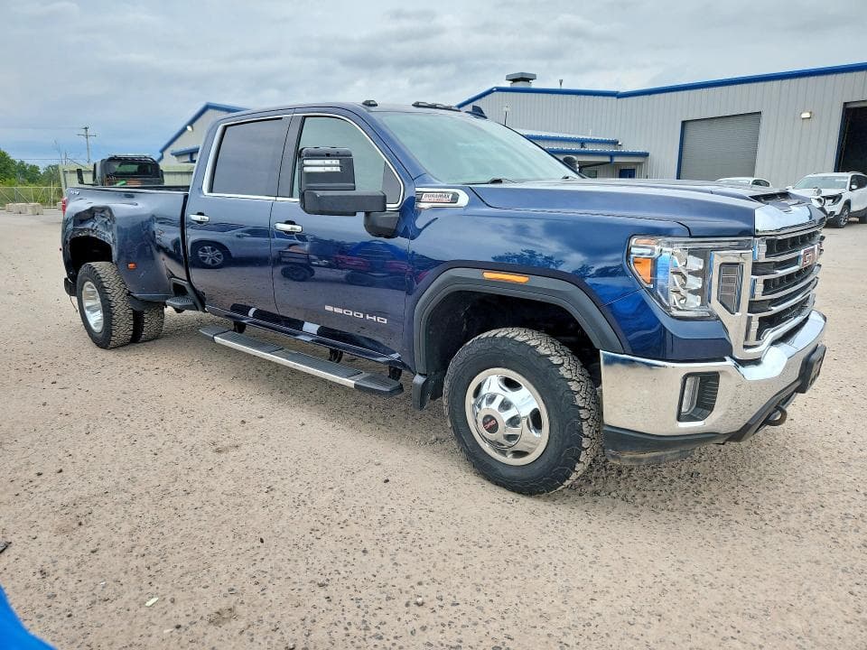 2022 GMC SIERRA K3500 SLT 4