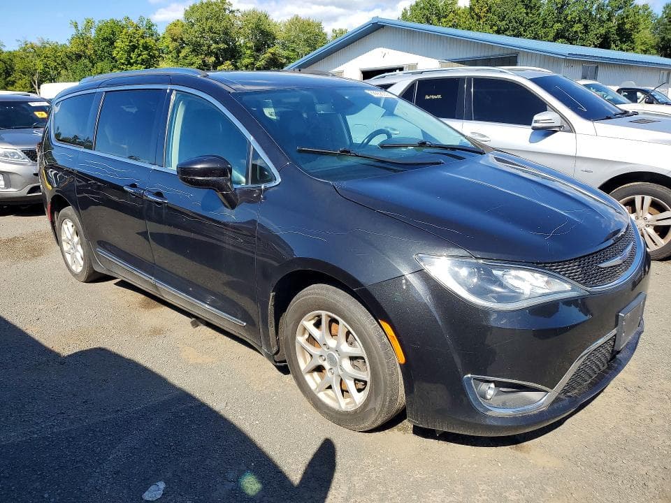 2020 CHRYSLER PACIFICA TOURING L 4