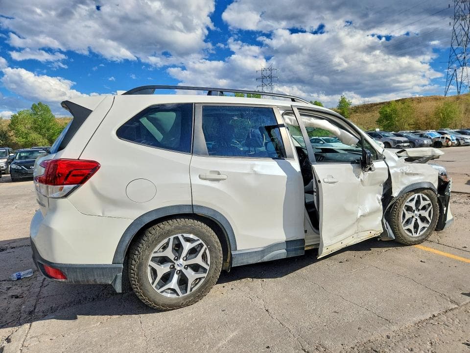 2020 SUBARU FORESTER PREMIUM 3