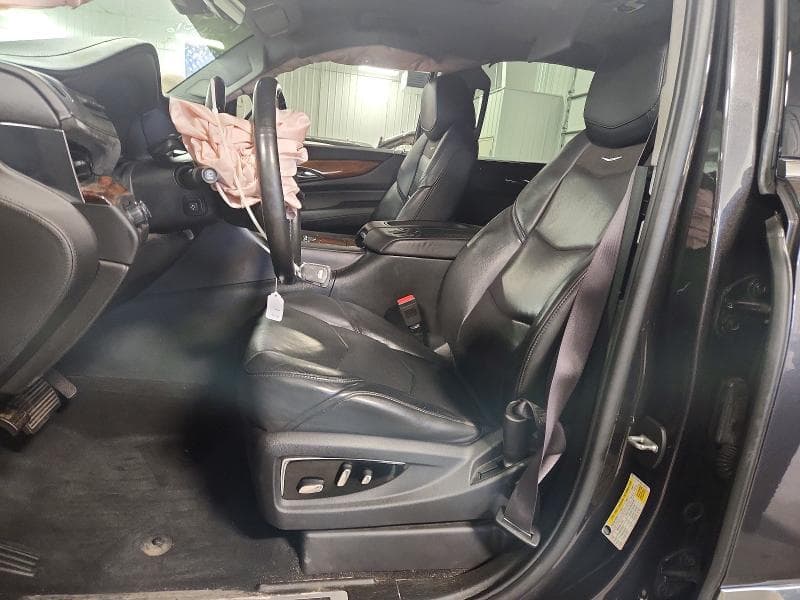 2017 CADILLAC ESCALADE LUXURY 7