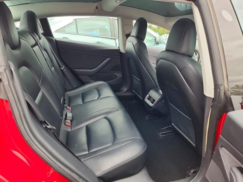 2018 TESLA MODEL 3 10