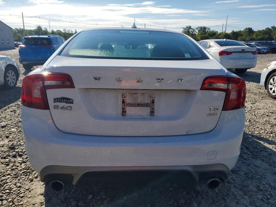 2018 VOLVO S60 DYNAMIC 6
