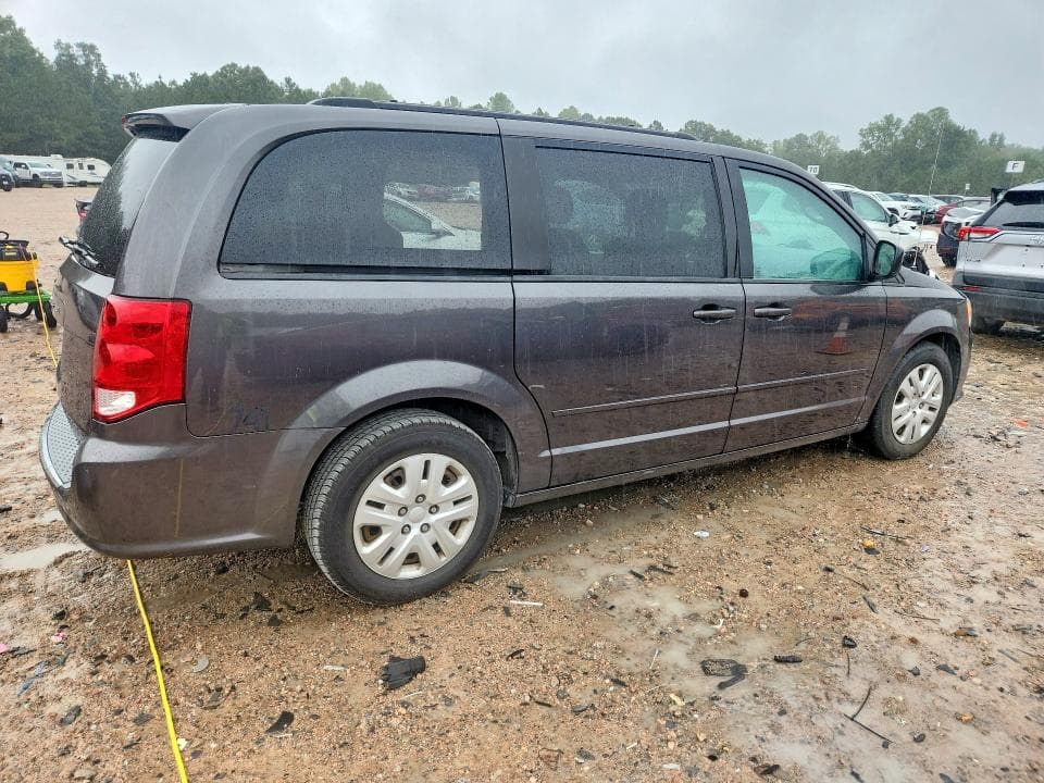 2017 DODGE GRAND CARAVAN SE 3