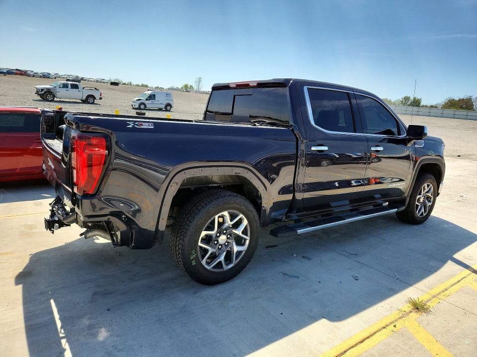 2025 GMC SIERRA K1500 SLT 3
