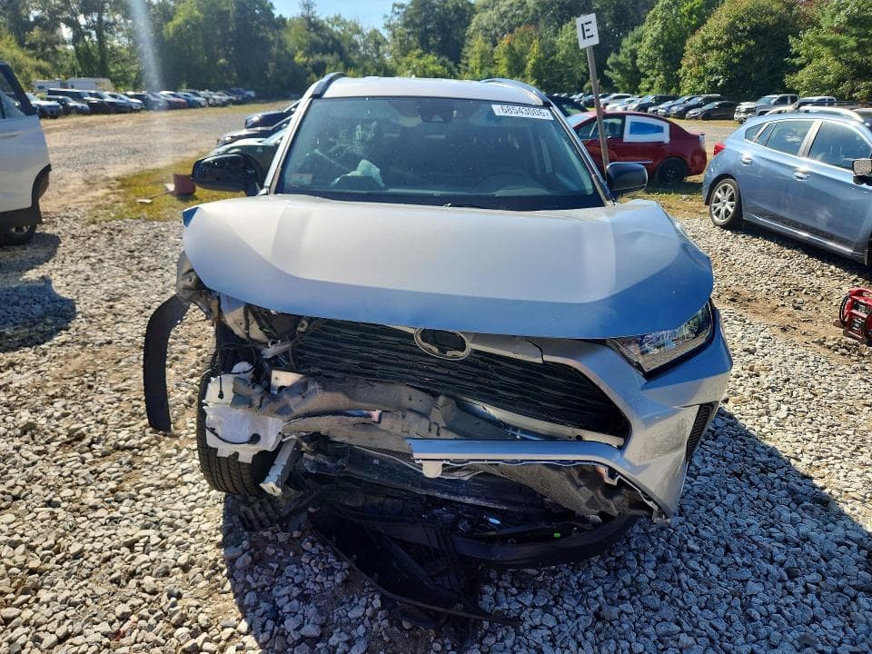 2021 TOYOTA RAV4 LE 5