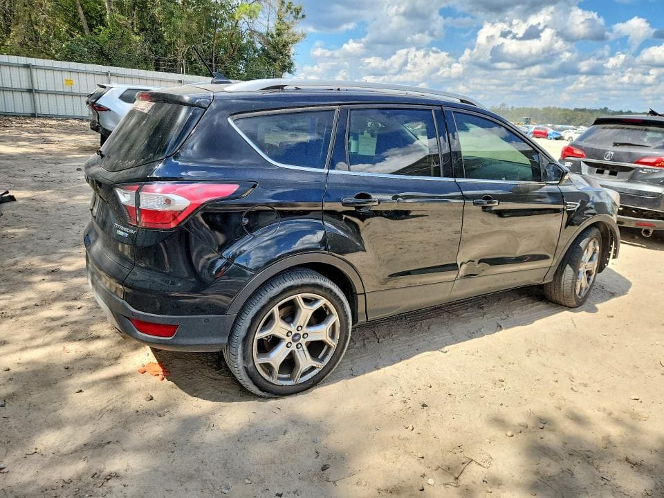 2018 FORD ESCAPE TITANIUM 3