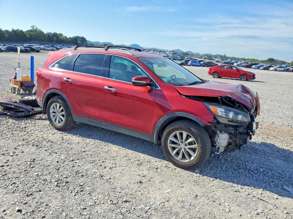 2017 KIA SORENTO LX 4