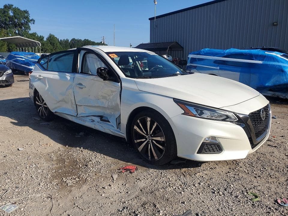 2020 NISSAN ALTIMA SR 4