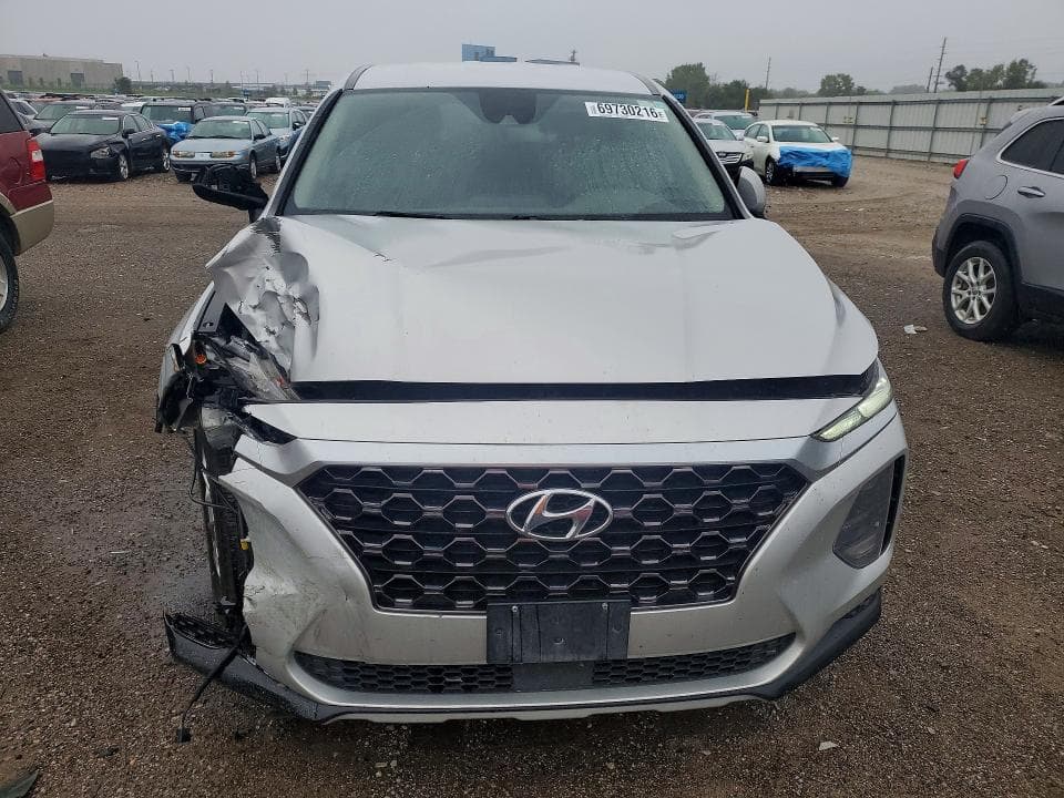2019 HYUNDAI SANTA FE SE 5